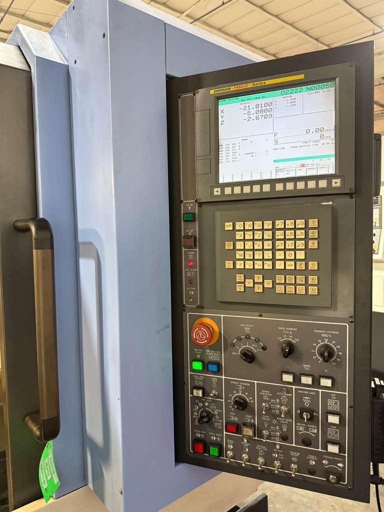 Doosan DNM-500 CNC Vertical Machining Center - 12,000 RPM TSC Mill 3