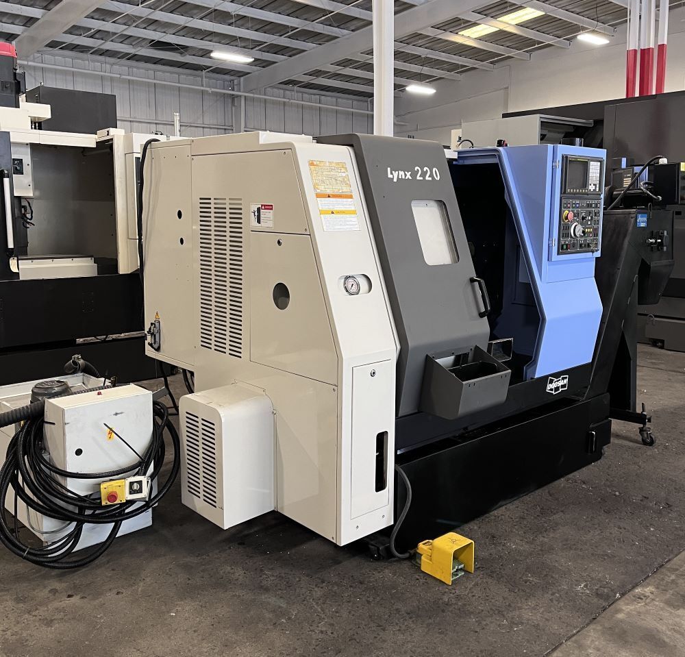 Doosan Lynx 220A CNC Turning Center 1