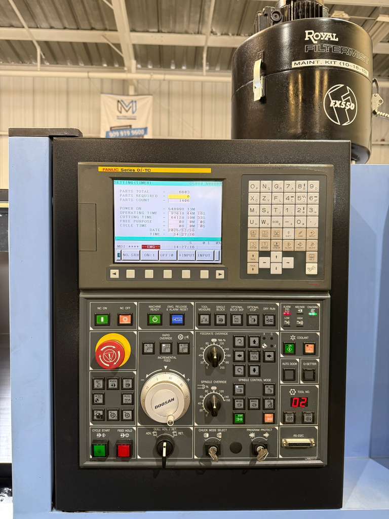 Doosan Lynx 220LMA CNC Turning Center - C Axis Live Tool Bar Feeder Lathe 4