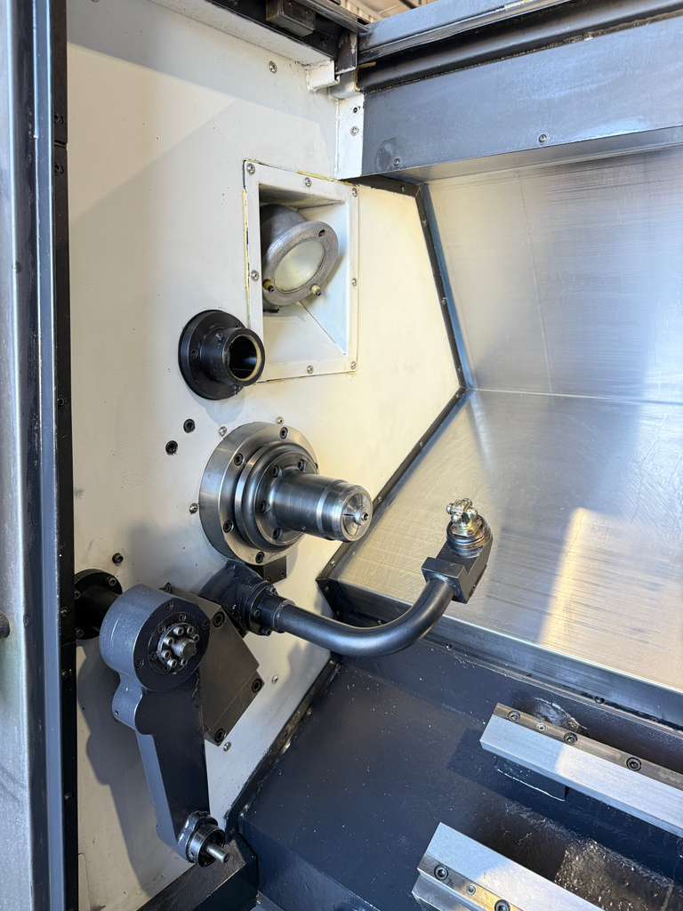 Doosan Lynx 220LMA CNC Turning Center - C Axis Live Tool Bar Feeder Lathe 7