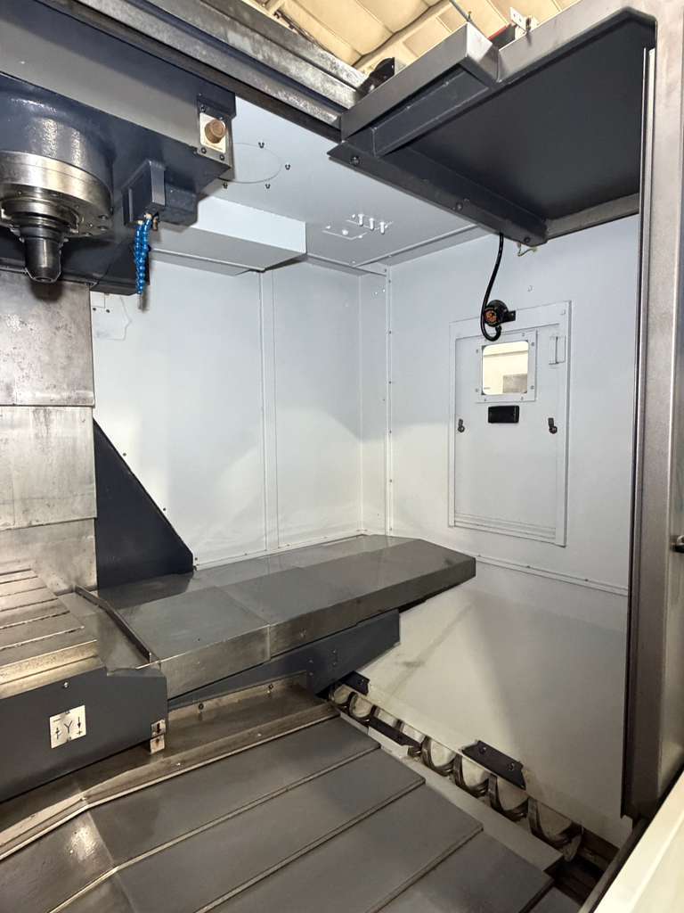 Doosan MYNX 6500/50 CNC Vertical Machining Center - 50 Taper Mill 10