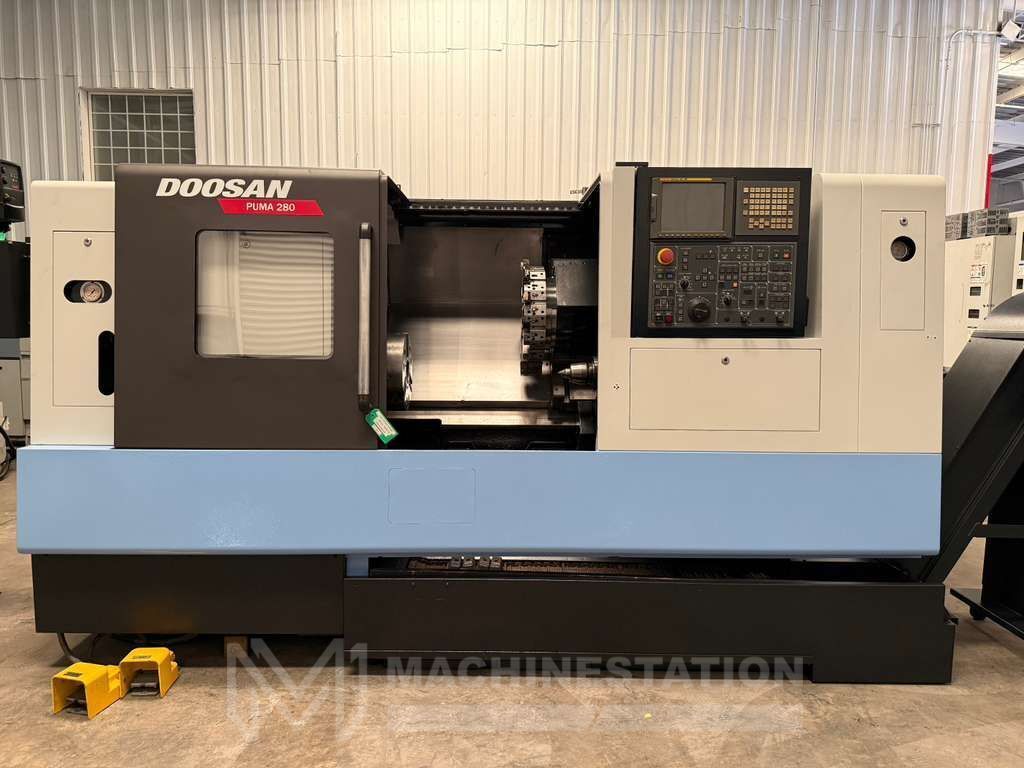 Doosan Puma 280 CNC Turning Center - 12" Chuck Lathe 1