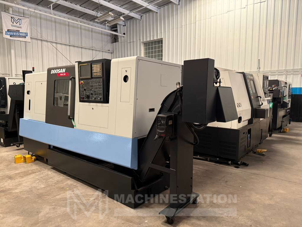 Doosan Puma 280 CNC Turning Center - 12" Chuck Lathe 4
