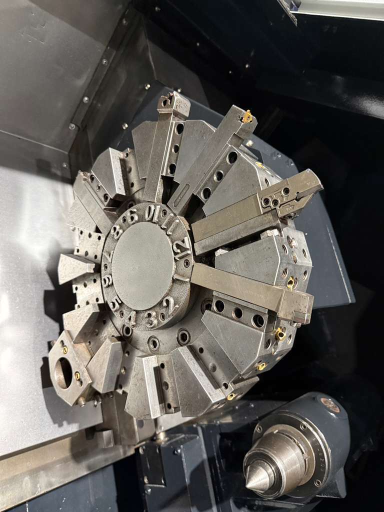 Doosan Puma 280 CNC Turning Center - 12" Chuck Lathe 12