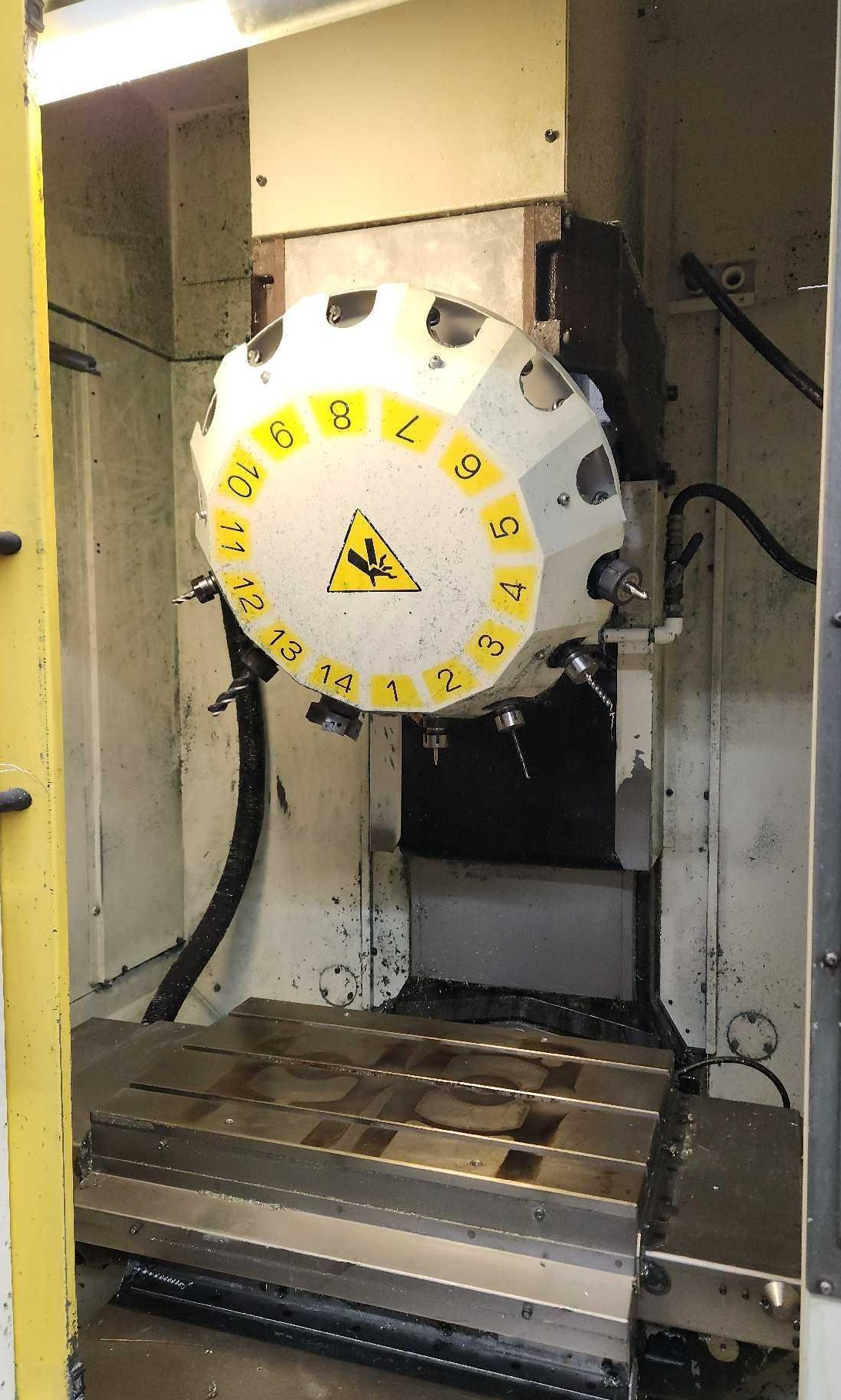 FANUC ROBODRILL Alpha T14iFa (4)
