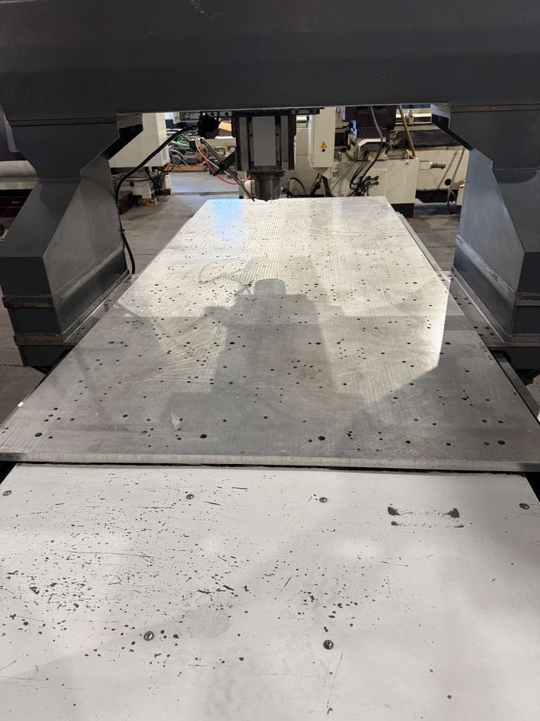 Haas GR-510 CNC Gantry Router - 10,000 RPM, 20 ATC, Extended Z Axis Clearance Mill 4