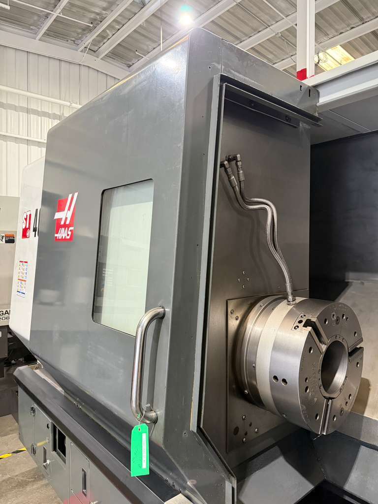 Haas ST-40 CNC Turning Center -18.5" Chuck, 7.5" Big Bore Lathe 12