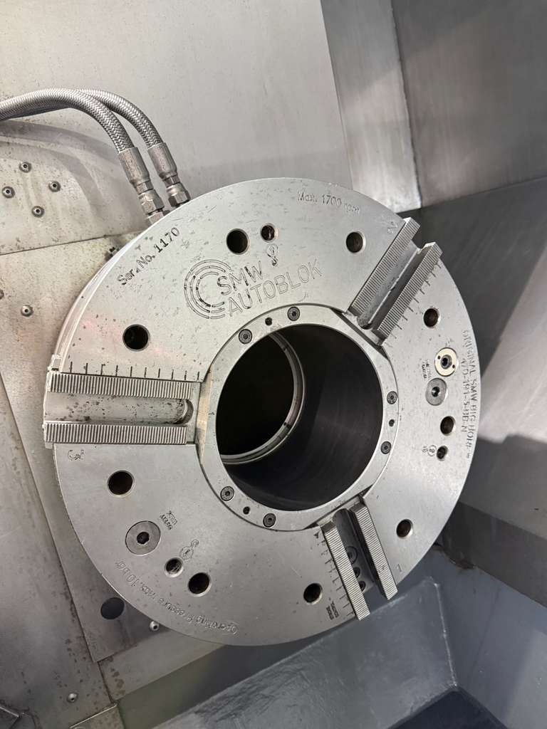 Haas ST-40 CNC Turning Center -18.5" Chuck, 7.5" Big Bore Lathe 8