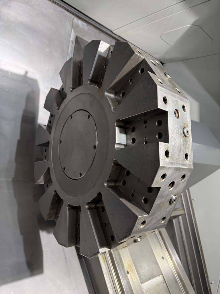 Haas ST-40 CNC Turning Center -18.5" Chuck, 7.5" Big Bore Lathe 18