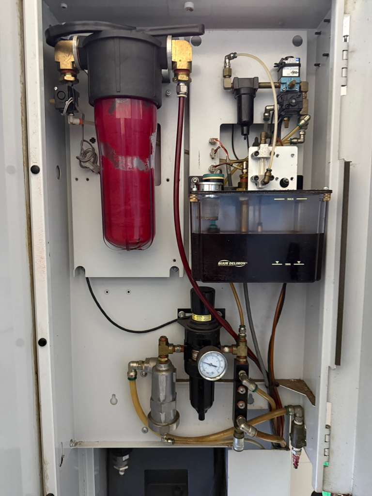 Haas Super Mini Mill 2 CNC Vertical Machining Center 14