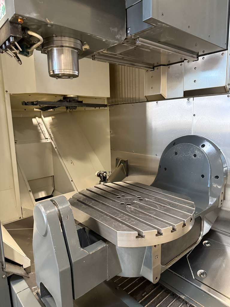Haas UMC-750 5-Axis CNC Universal Machining Center - 12,000 RPM, 40 ATC, TSC, HSM Mill 12