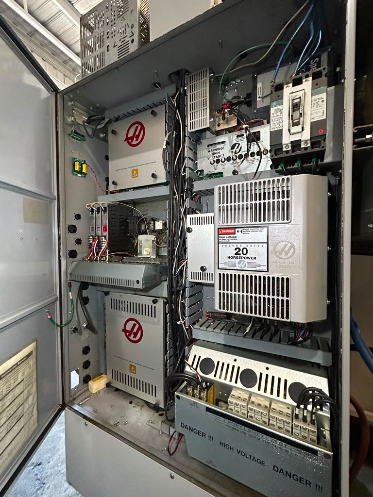 Haas VF-1 CNC Vertical Machining Center - Mill 18