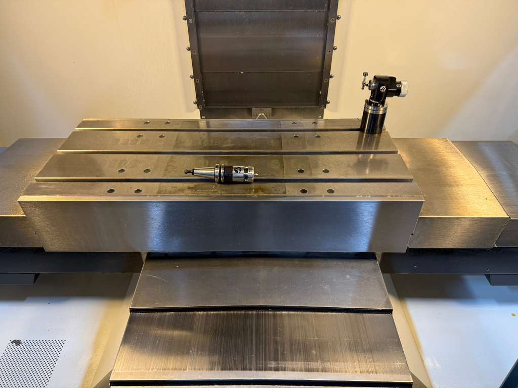 Haas VF-2 CNC Vertical Machining Center - 30,000 RPM, WIPS, Linear Scales Mill 11