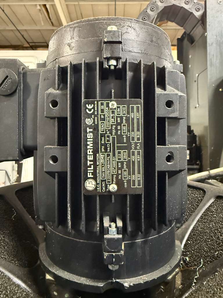 Haas VF-2 CNC Vertical Machining Center - 30,000 RPM, WIPS, Linear Scales Mill 24