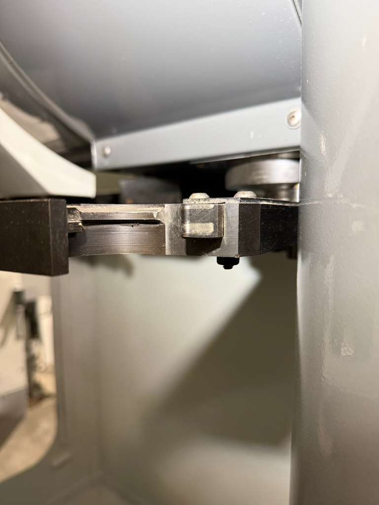 Haas VF-2SS CNC Vertical Machining Center - 12,000 RPM Mill 4
