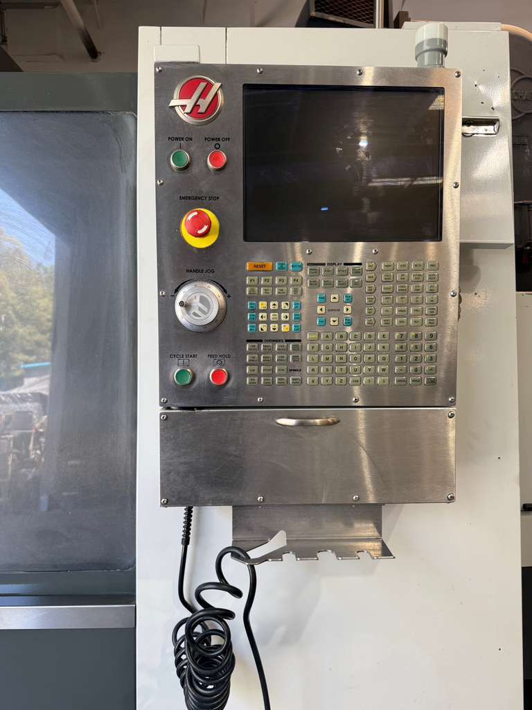 Haas VF-3SS-APC CNC Vertical Machining Center - Pallet Changer Mill 4