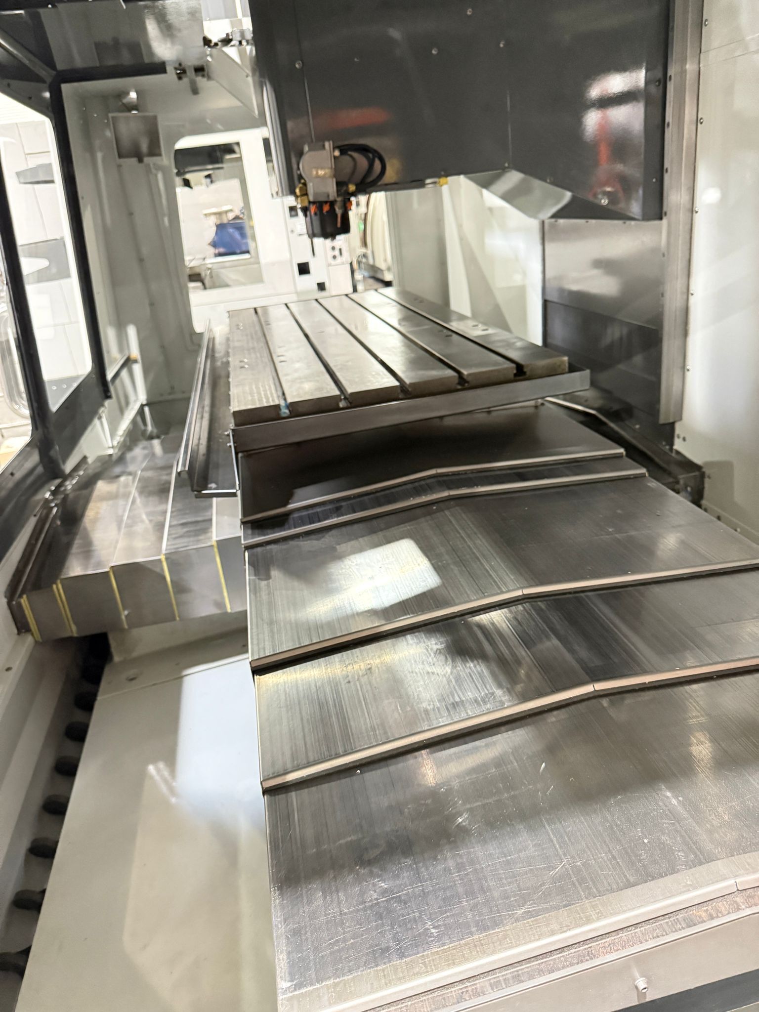 Used Haas VF-6/40 For Sale | MachineStation