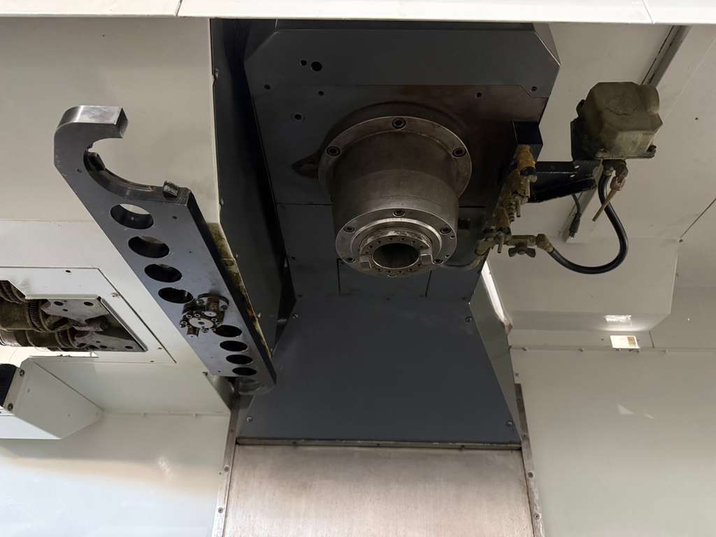 Haas VF-6/50 CNC Vertical Machining Center - 4th Axis Ready 50 Taper Mill 16