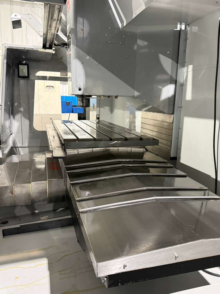 Haas VF-6D/40 CNC Vertical Machining Center - 15,000 RPM, 4th Axis Ready Mill 6