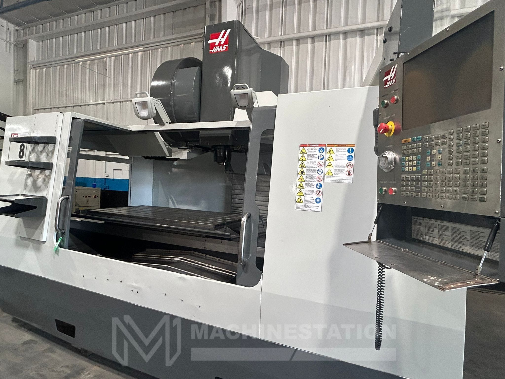 Used Haas VF-8/50 - 2006 for Sale | MachineStation