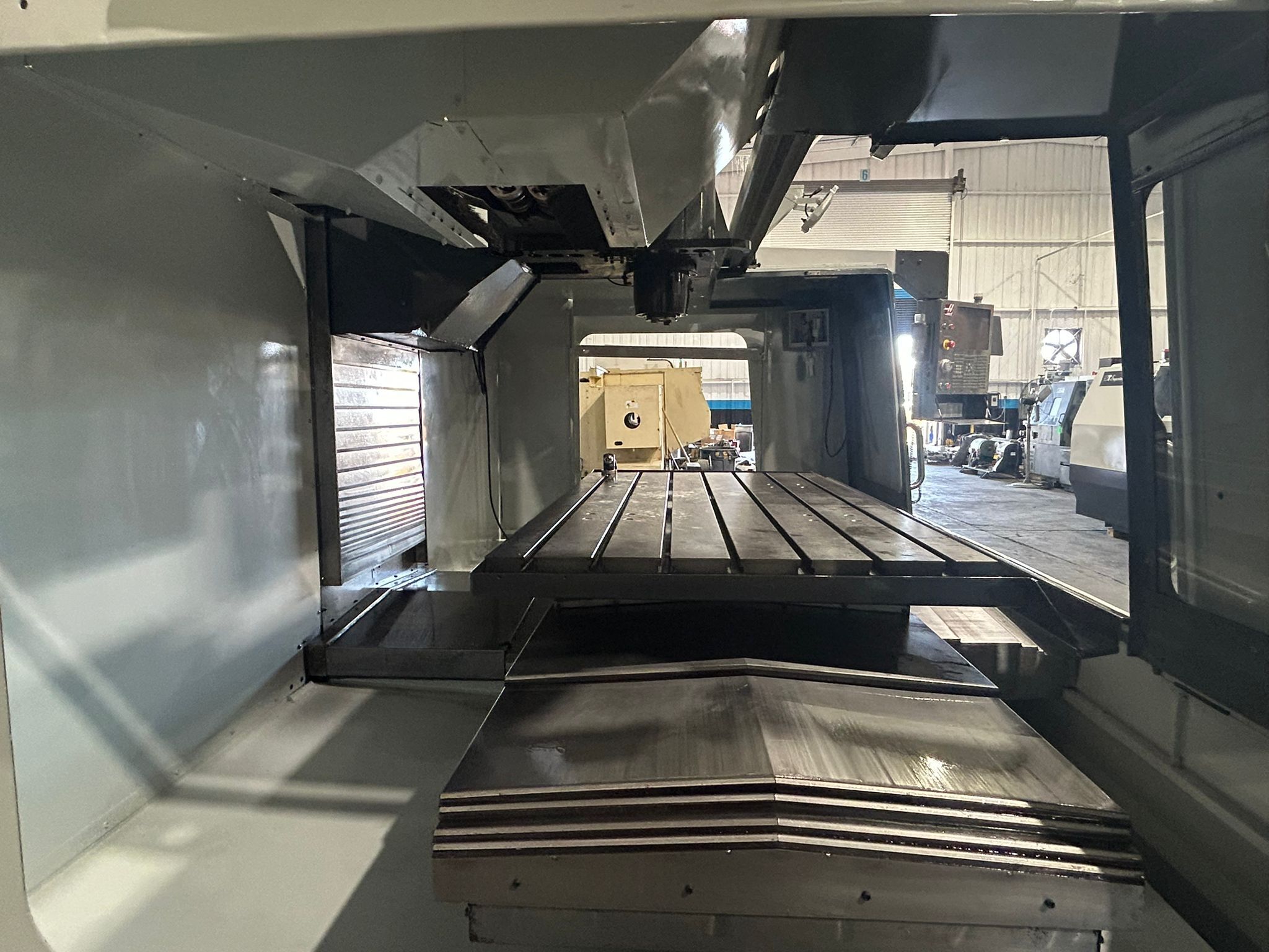 Haas VF-8/50 CNC Vertical Machining Center - 50 Taper Mill 8