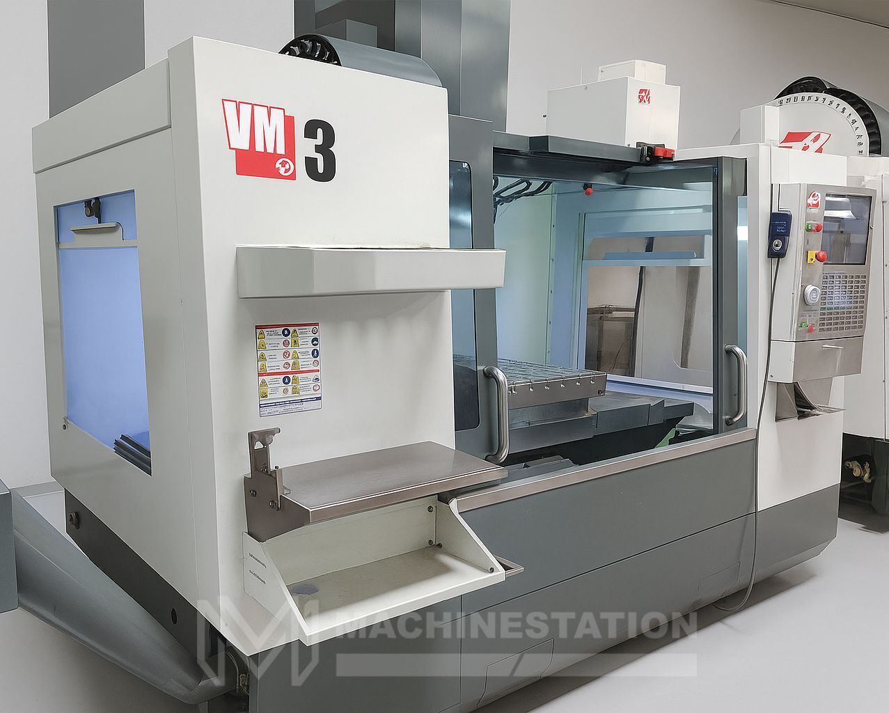 うまし Used Haas VM-3 CNC Vertical Machining Center For Sale