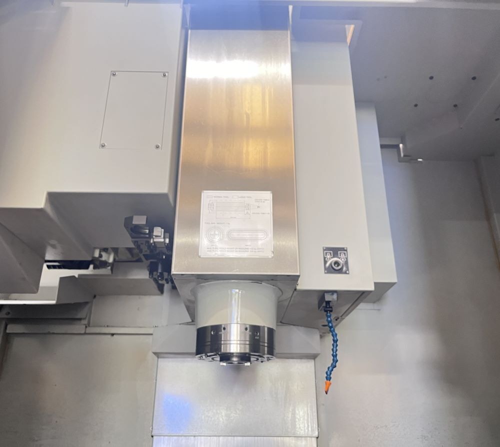 Hardinge Bridgeport 1000 XP3 CNC Vertical Machining Center 9