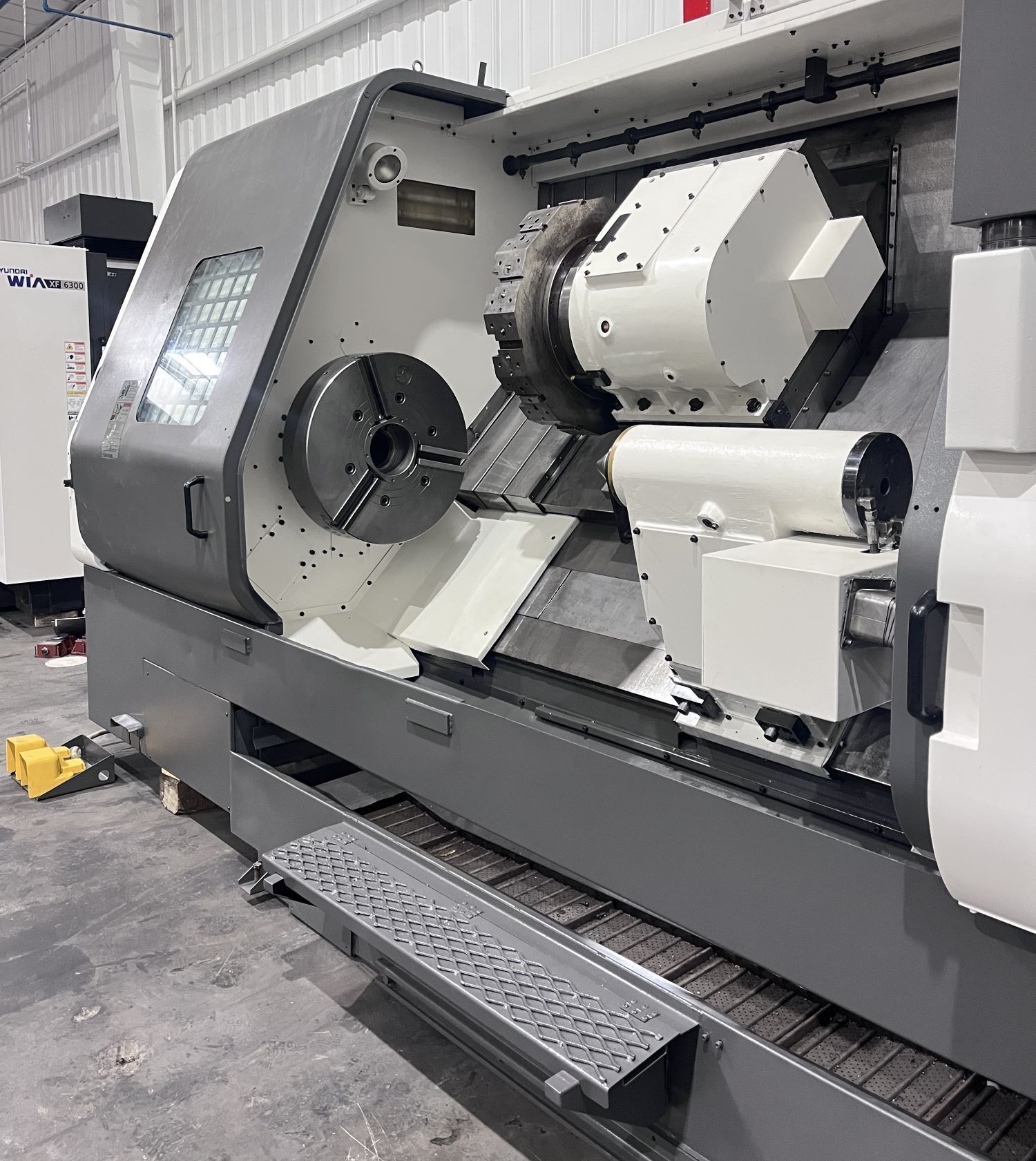 Hwacheon Hi-Tech 700 CNC Turning Center - Lathe 9