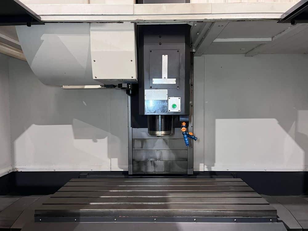 Hwacheon Sirius 550 CNC Vertical Machining Center - 10,000 RPM Mill 6