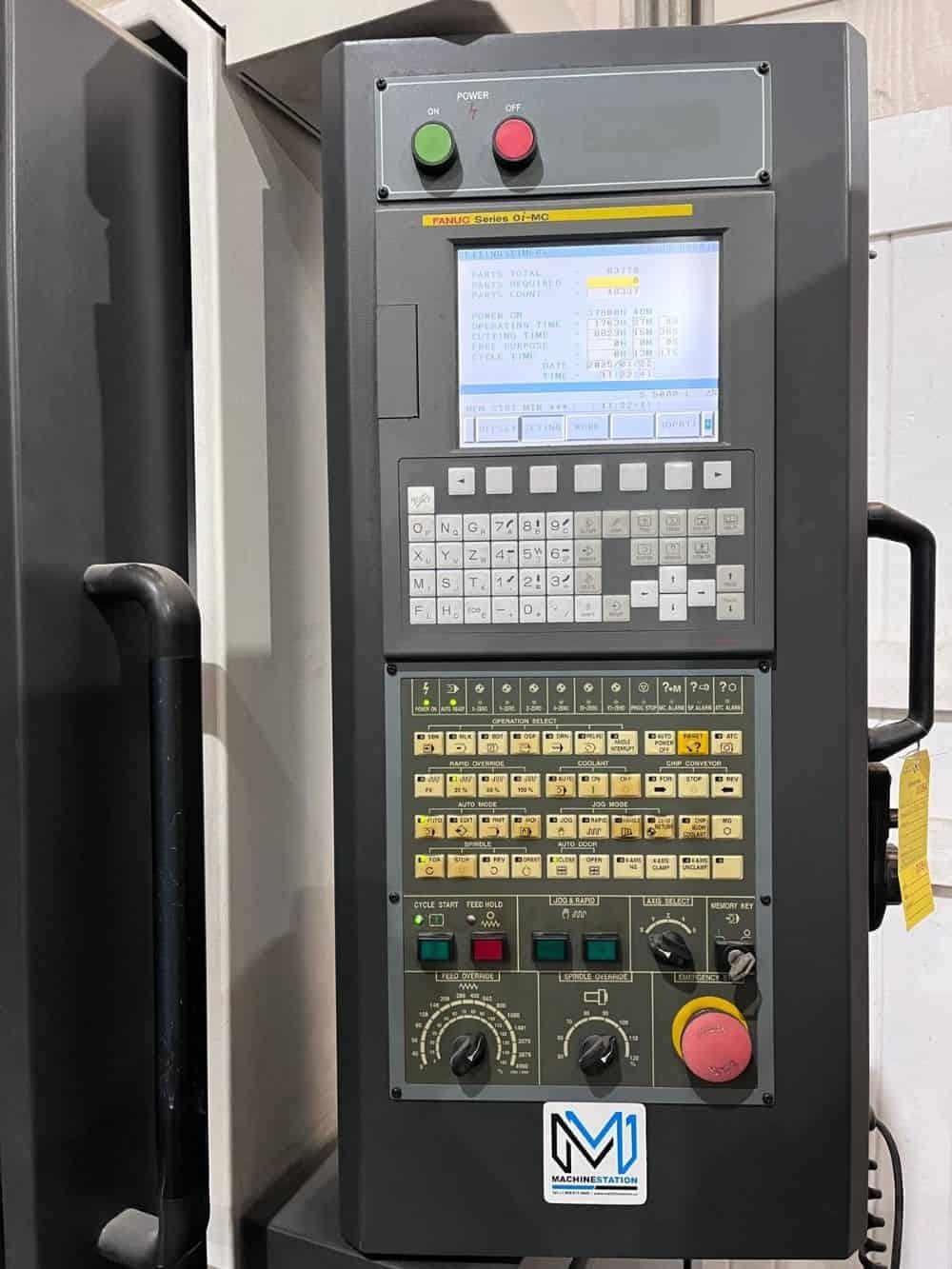 Hwacheon Sirius 550 CNC Vertical Machining Center - 10,000 RPM Mill 3