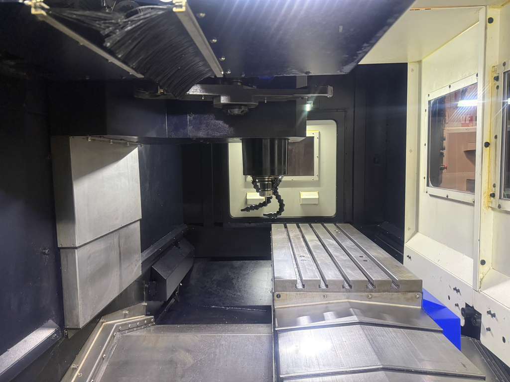 Hwacheon Vesta 1000+ CNC Vertical Machining Center -12,000 RPM 2019 Mill 10