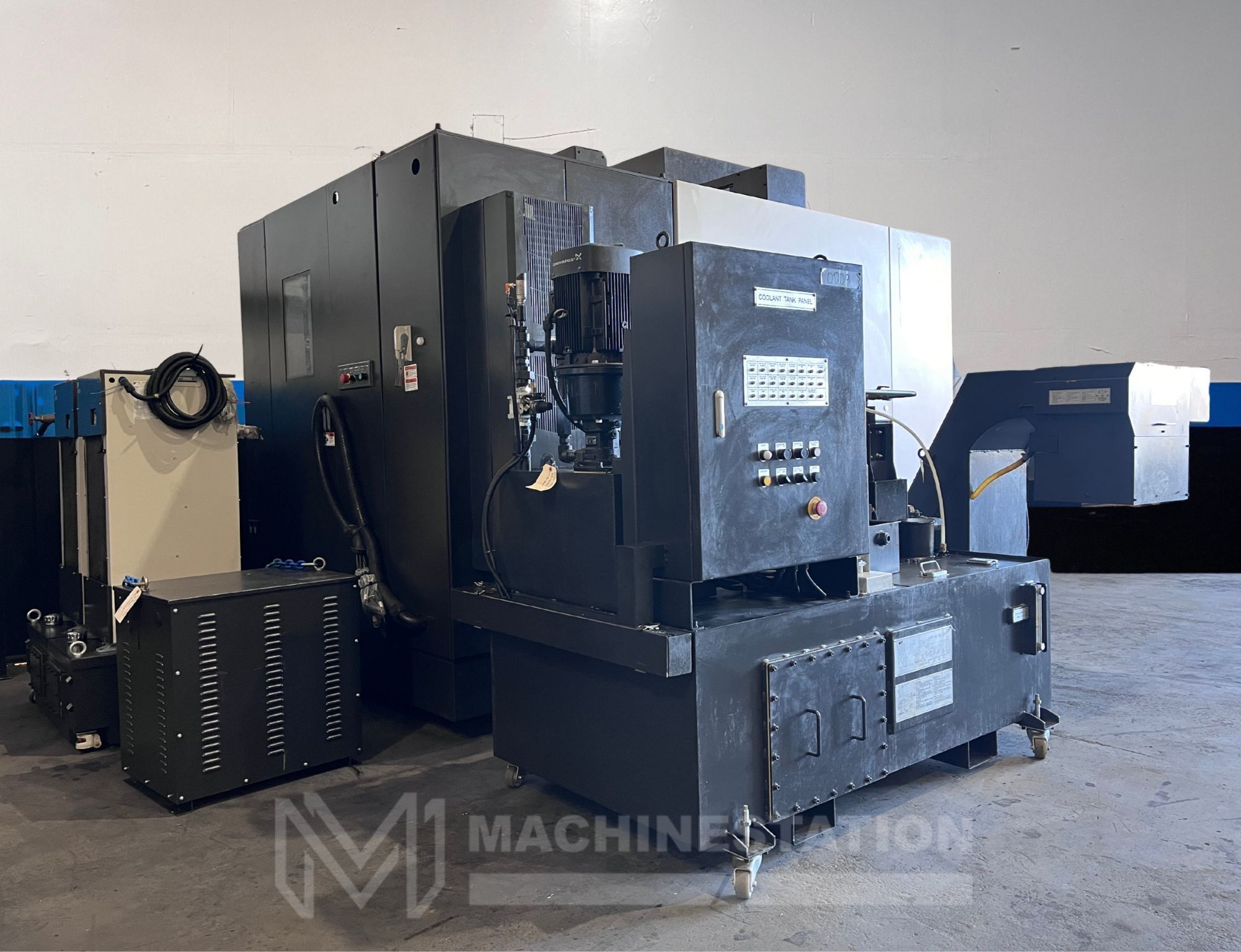 Hyundai Wia XF6300 5 Axis CNC Vertical Machining Center - Mill 17