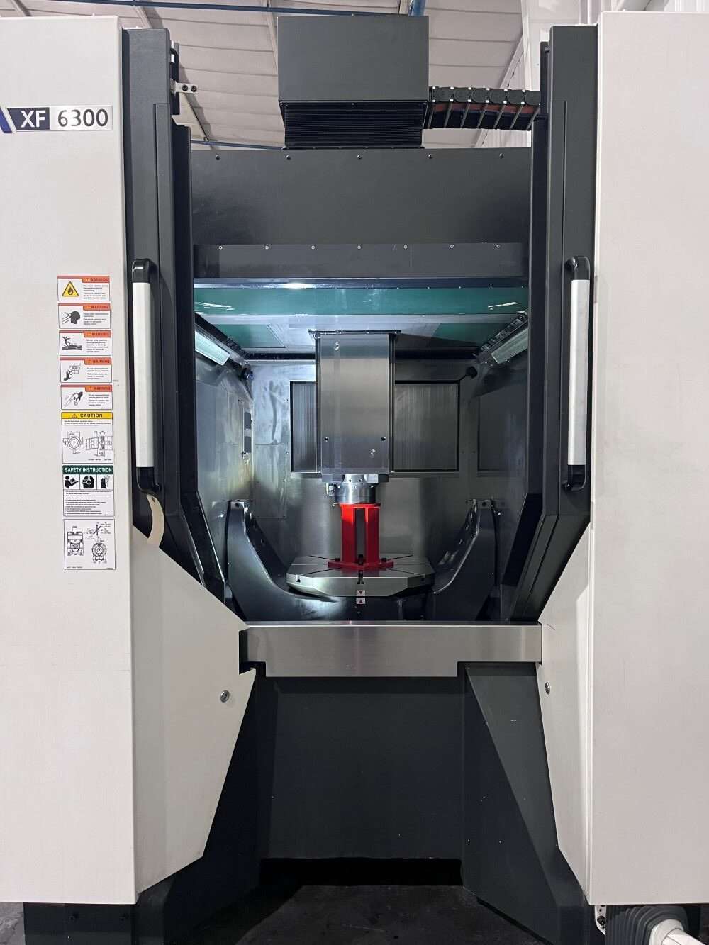 Hyundai Wia XF6300 5 Axis CNC Vertical Machining Center - Mill 6