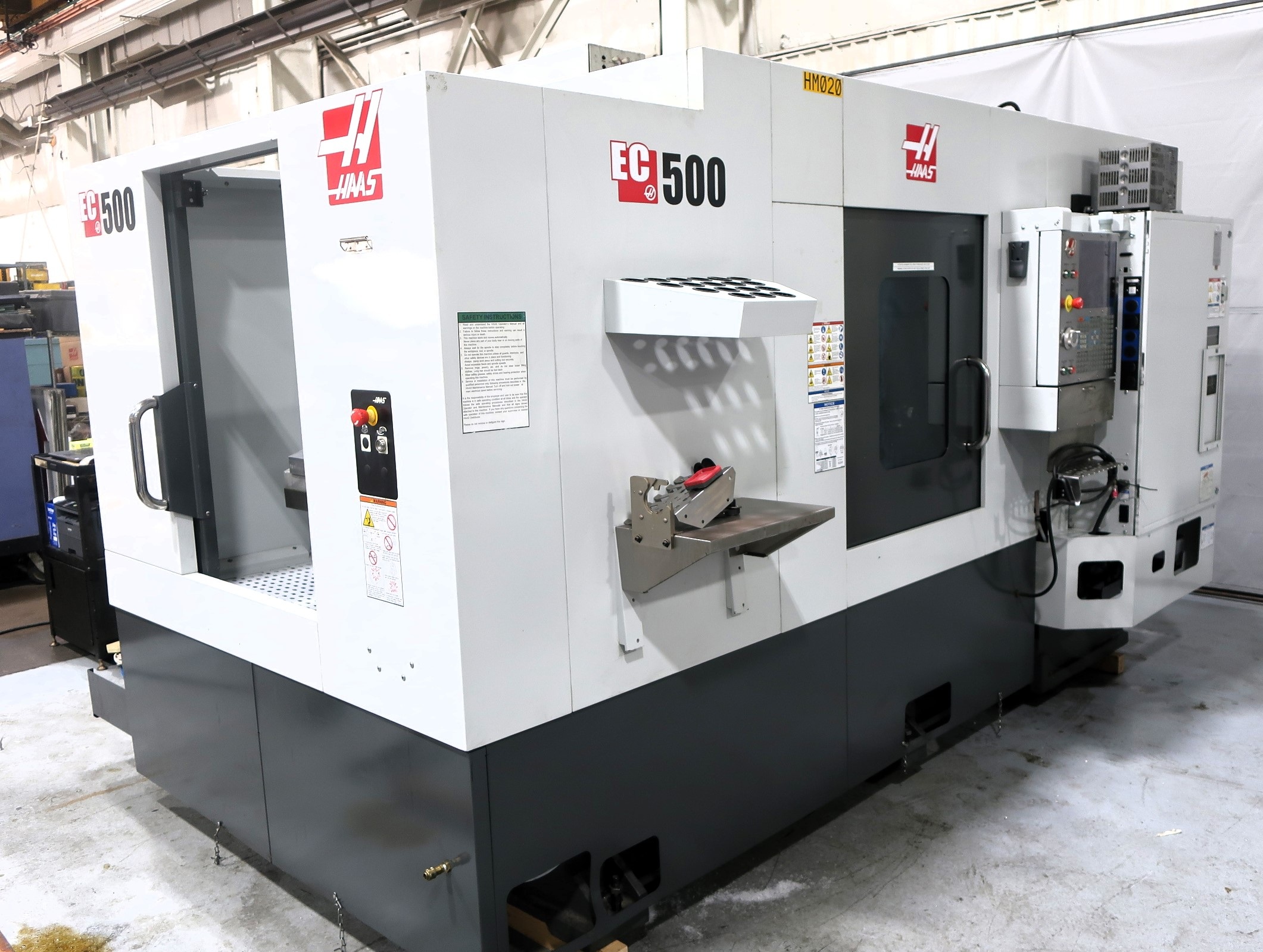Haas EC 500 (1)