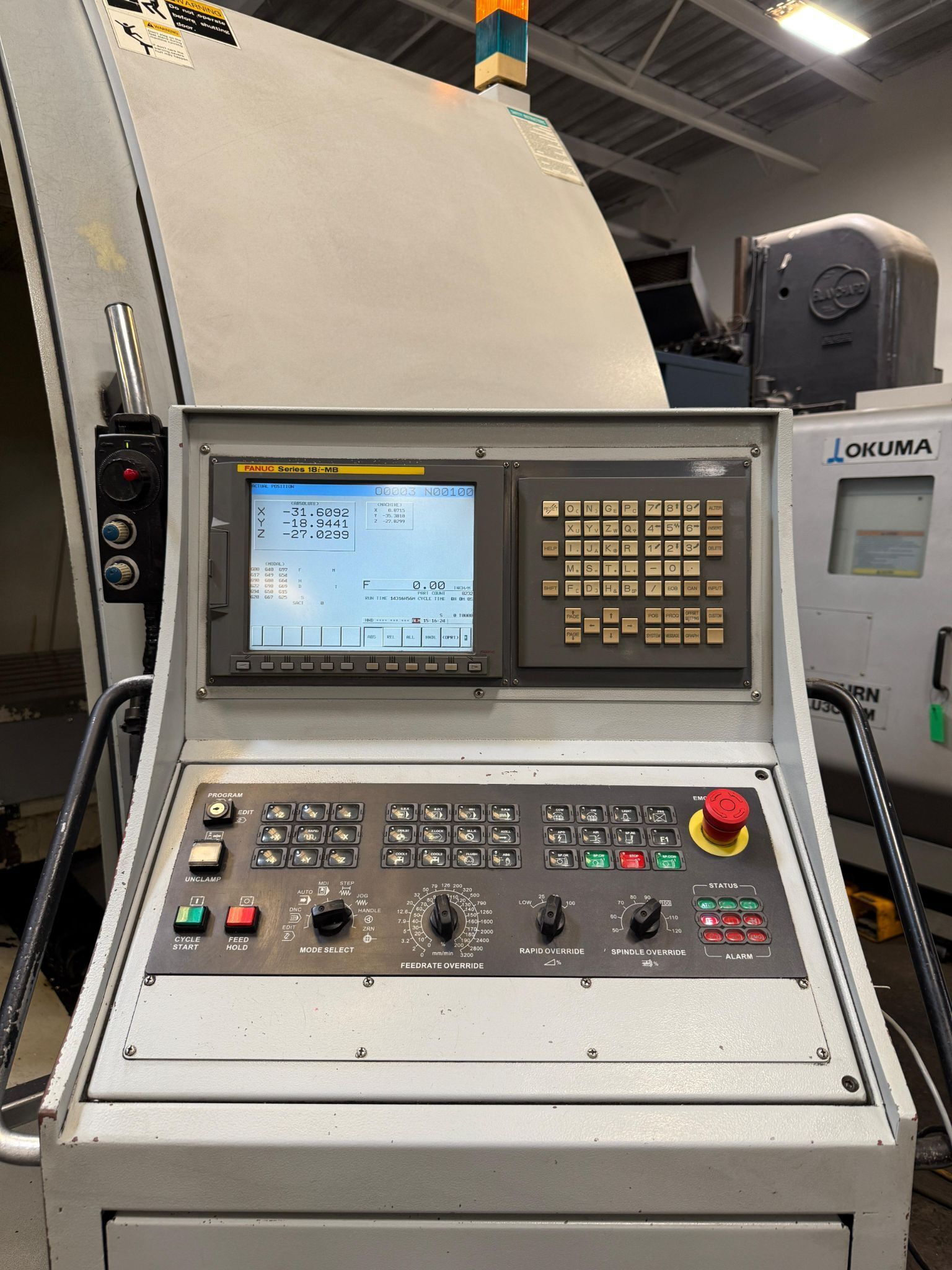 Litz Hitech CV-1600 CNC Vertical Machining Center - Mill 4