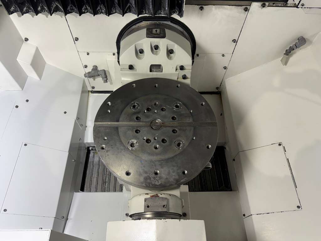 Mazak VC-500A/5X 5 Axis CNC Vertical Machining Center - 2019 Mill 12