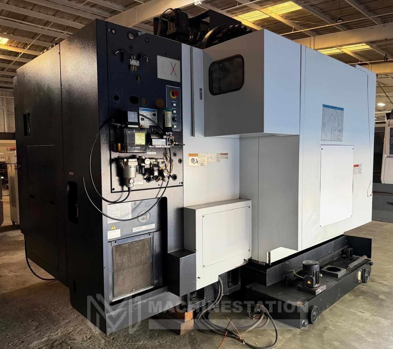 Mazak VCN 510C-II CNC Vertical Machining Center - Mill 14