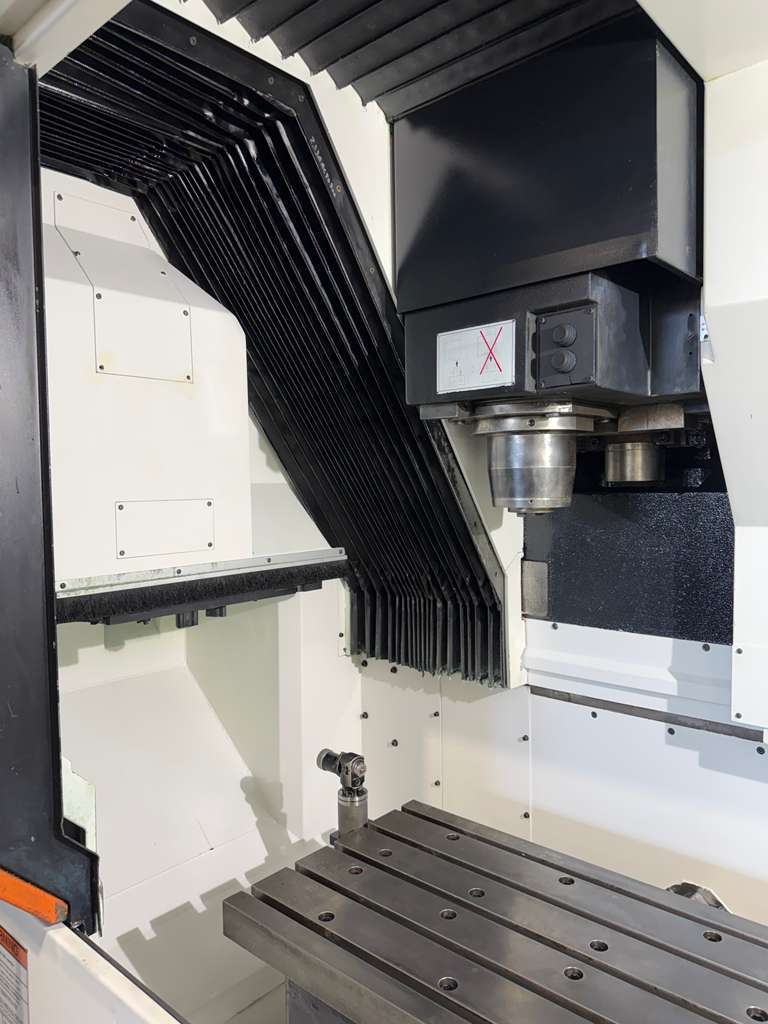 Mazak VCU 500C 3X CNC Vertical Machining Center - Mill 12