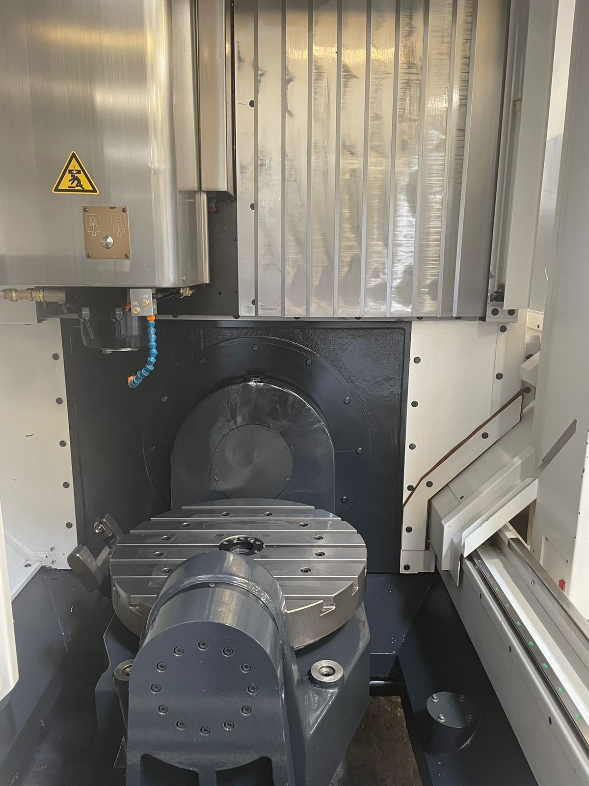 Mikron Hem 500U 5 Axis CNC Vertical Machining Center - Mill 8