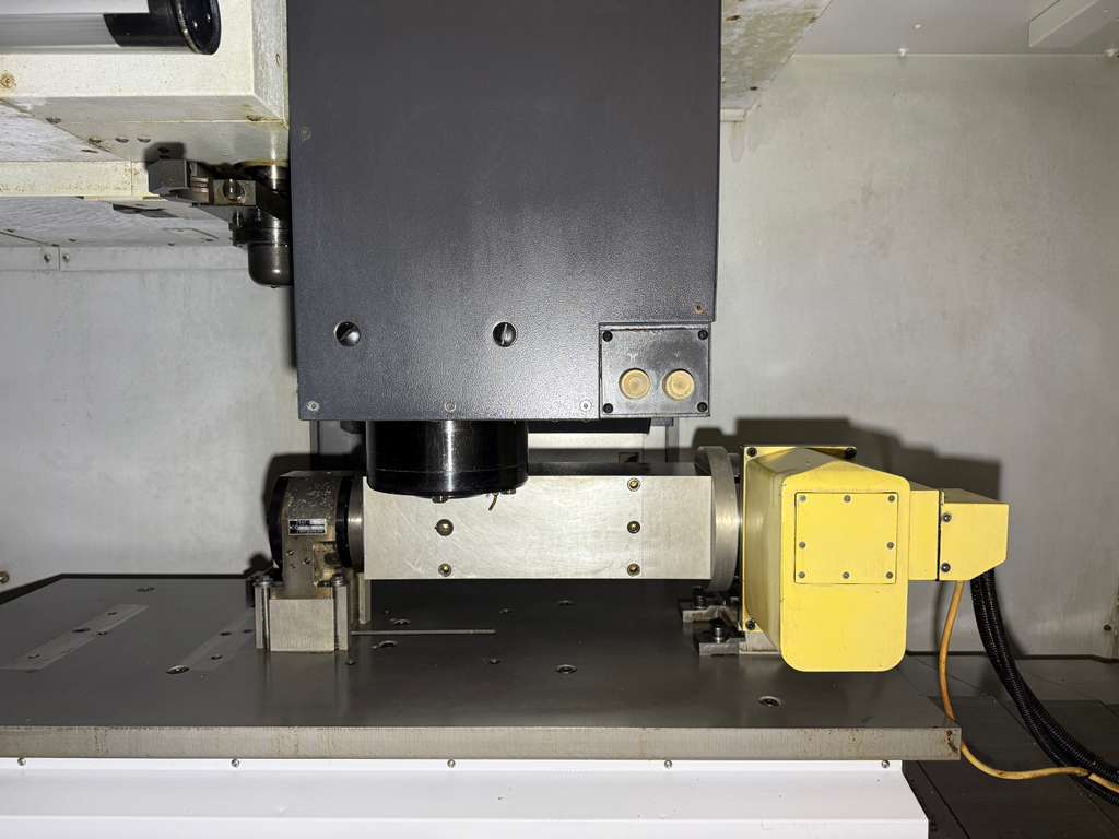 Mori Seiki DuraVertical 5100 CNC Vertical Machining Center - 4th Axis Mill 4