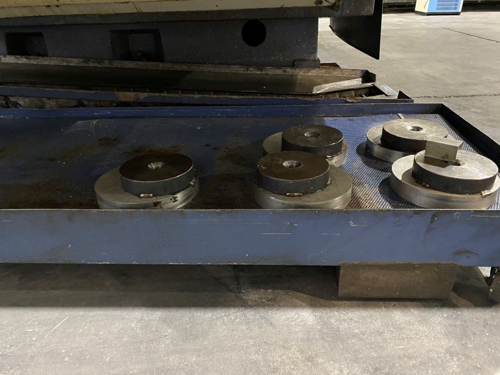 Mori Seiki MV-65/50 CNC Vertical Machining Center - Mill 14