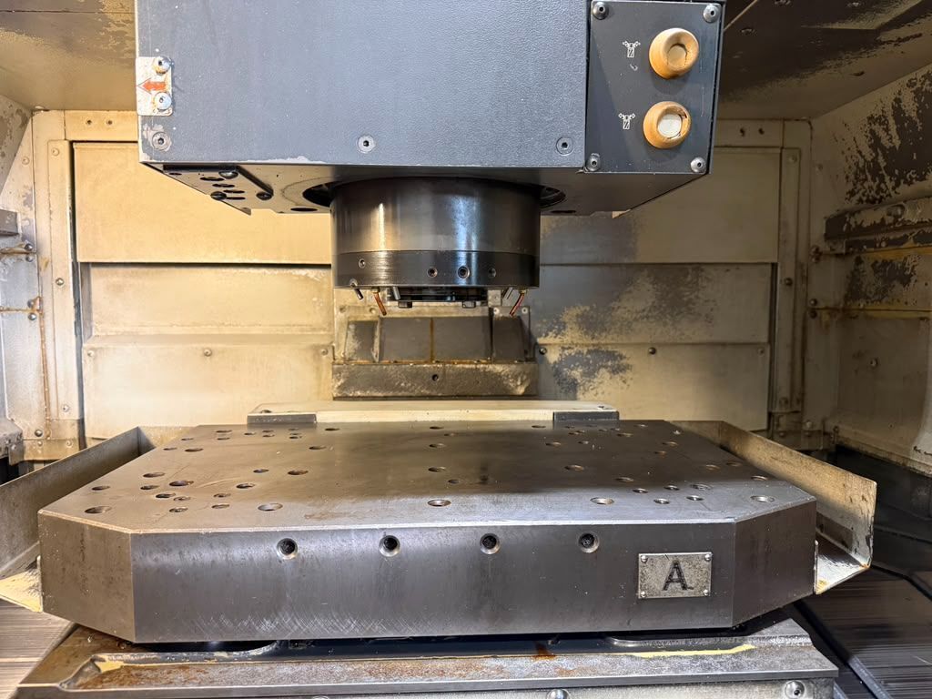 Mori Seiki NV4000 DCG CNC Vertical Machining Center - Pallet Changer Mill 5