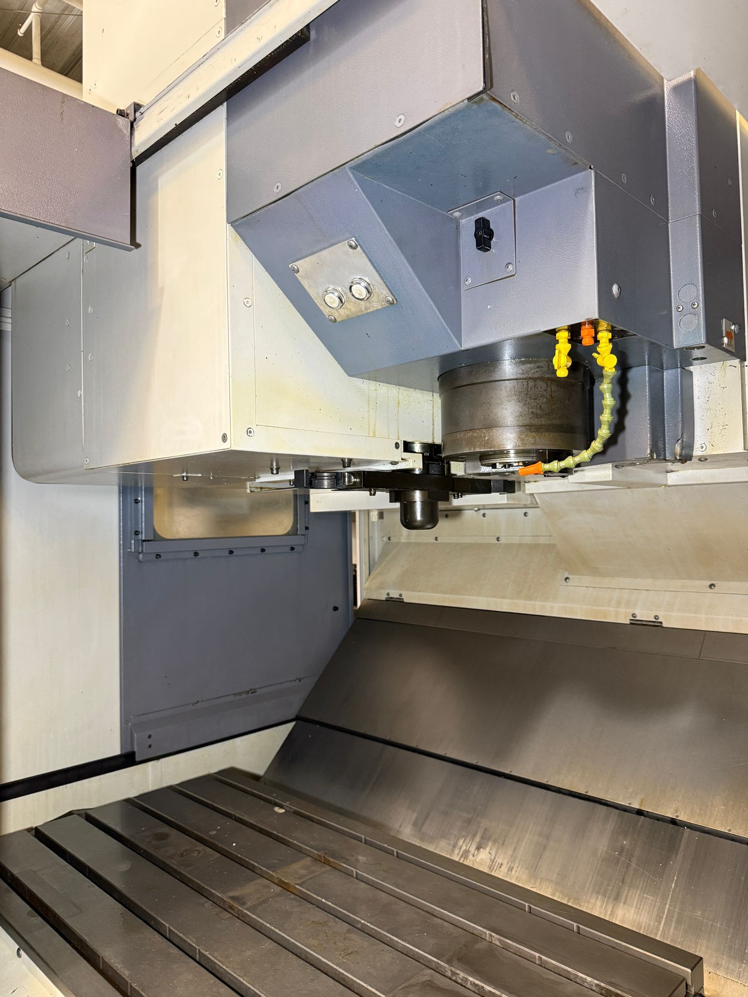 Mori Seiki SV-503/40 CNC Vertical Machining Center - 4th Axis Ready Mill 7