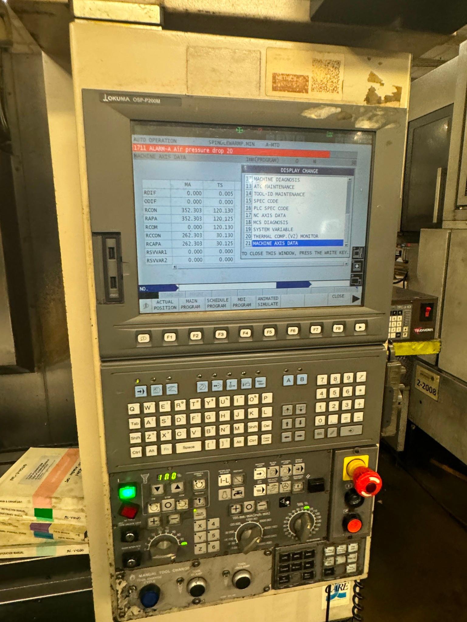 Okuma MC V4020 (4)