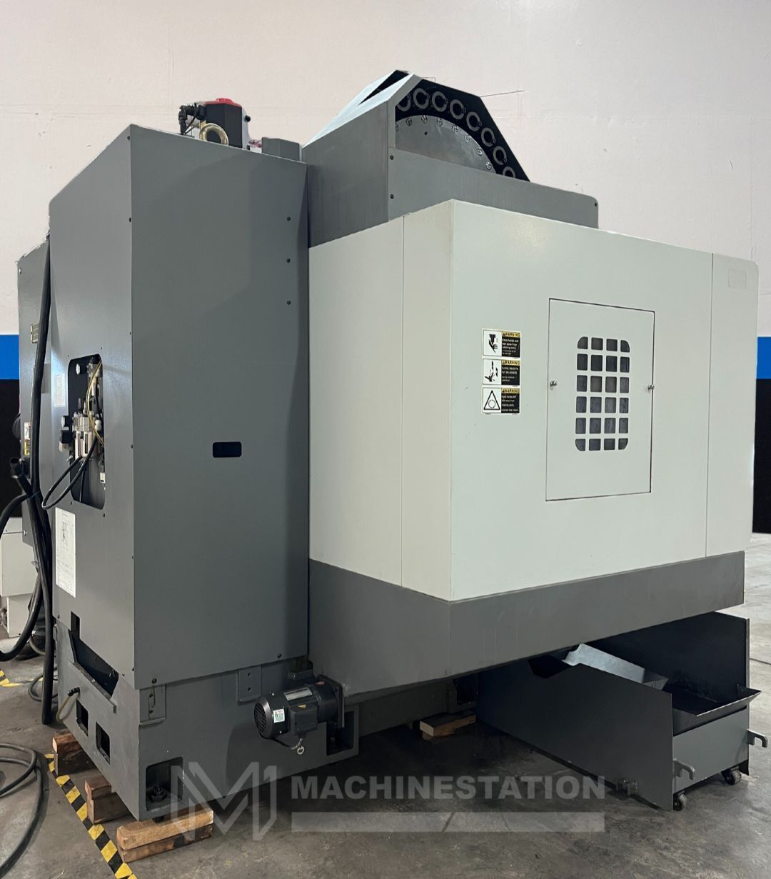 Samsung MCV 50 CNC Vertical Machining Center - TSC 12,000 RPM MILL 11