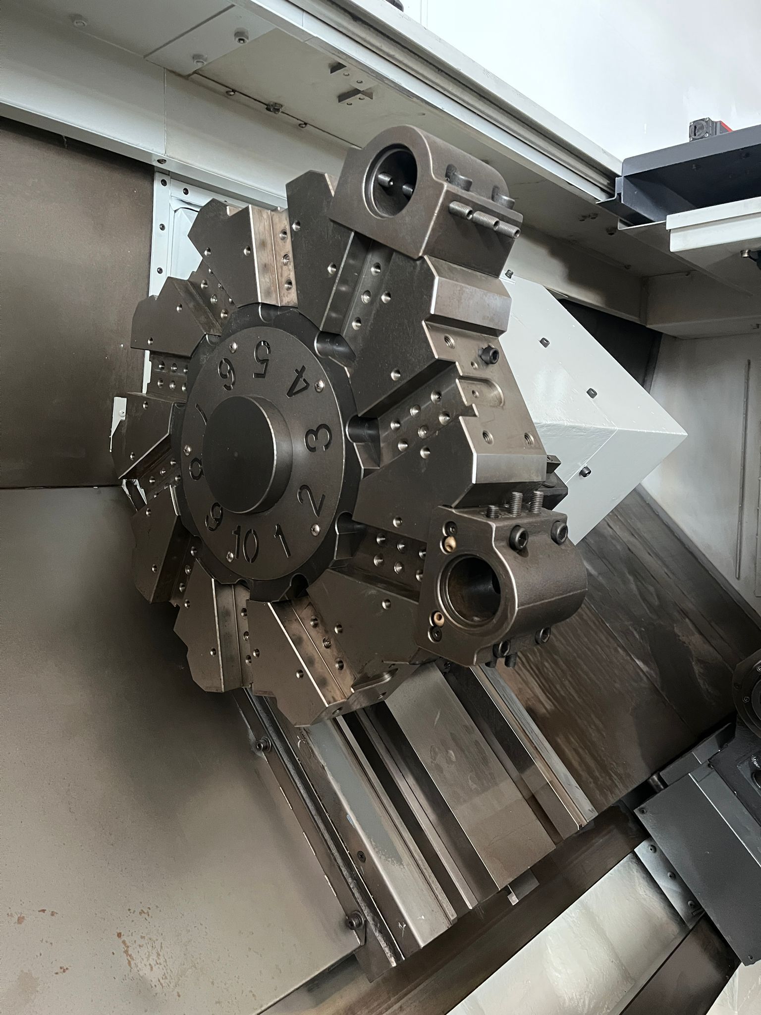Samsung SL-35A/1500 CNC Turning Center - Long Bed Steady Rest Lathe 11