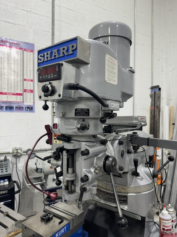 Sharp LMV 50DVS (2)