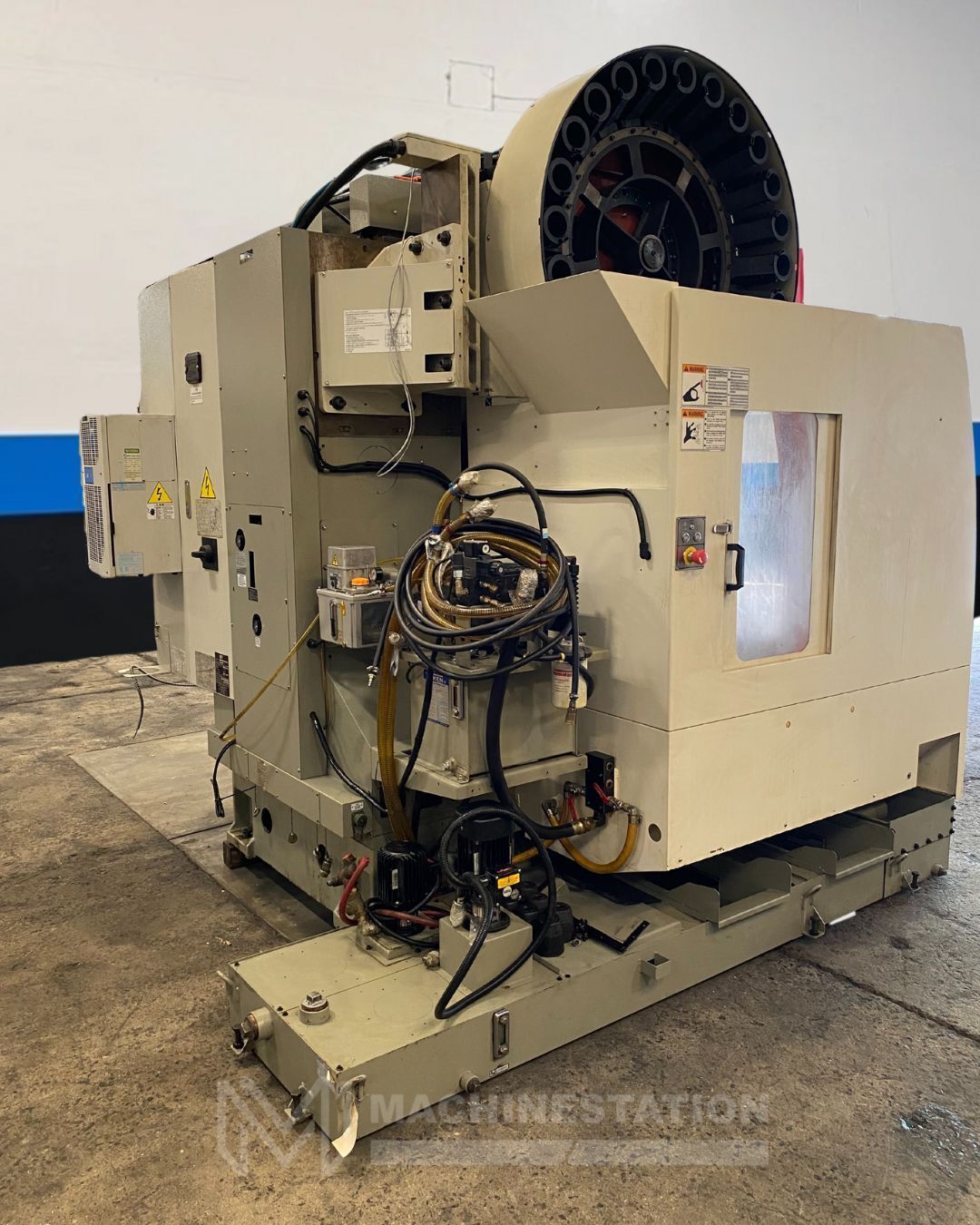 Used Victor Taichung Vcenter-85 CNC Vertical Machining Center