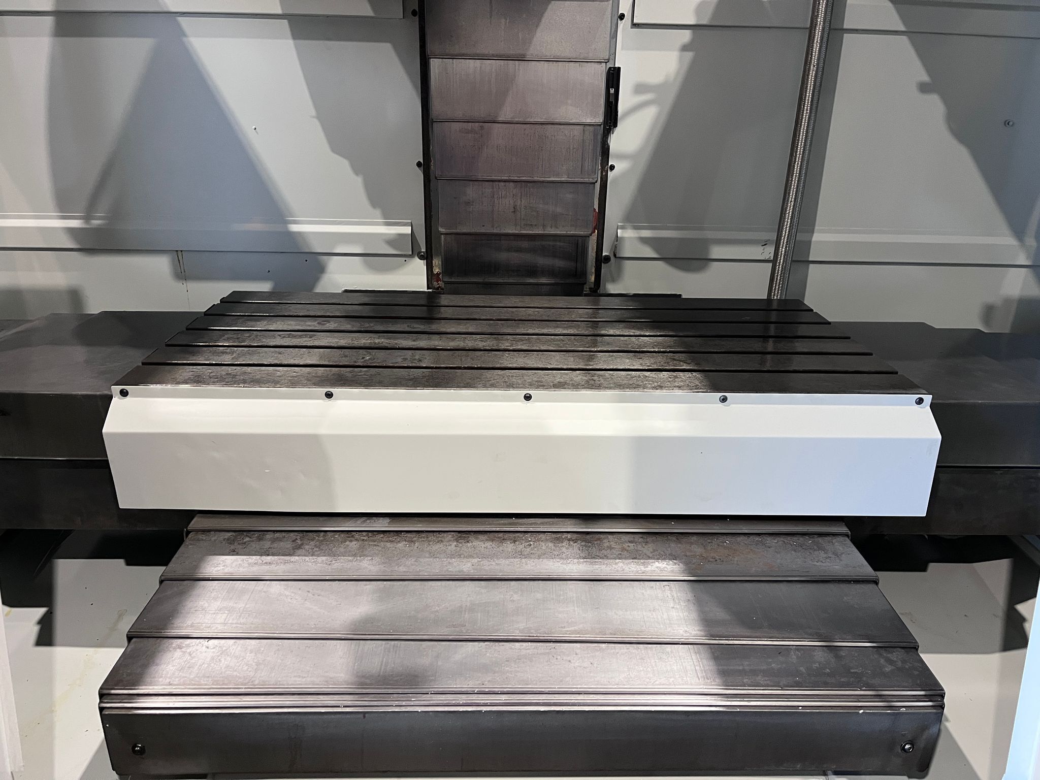 Yama Seiki VMB-1100 CNC Vertical Machining Center - Mill 6