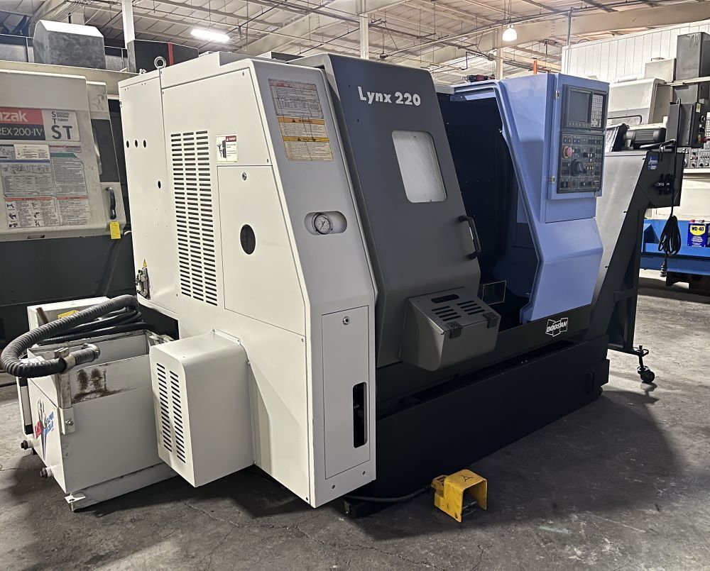 Doosan Lynx 220A CNC Turning Center 1
